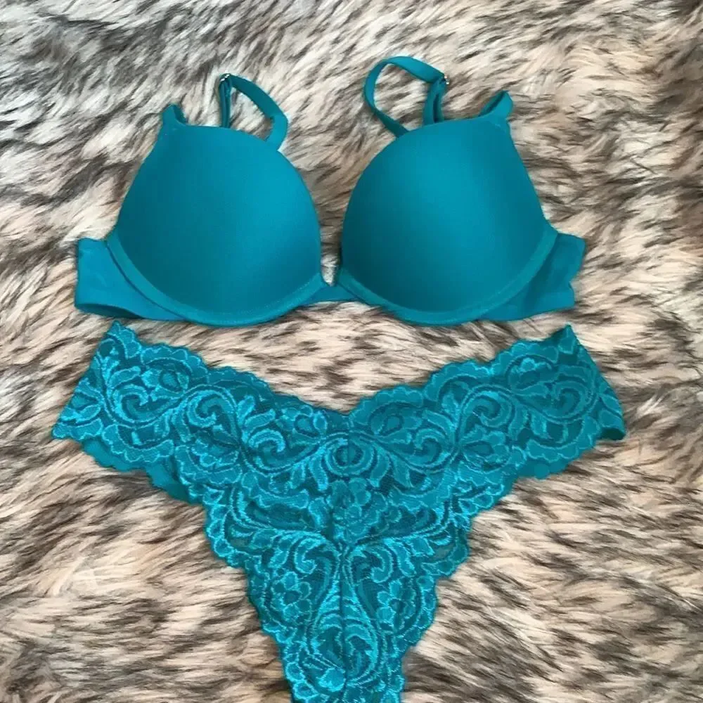 Smart & Sexy Bombshell Push Up Bra/ Panty Set 32A/5 Teal